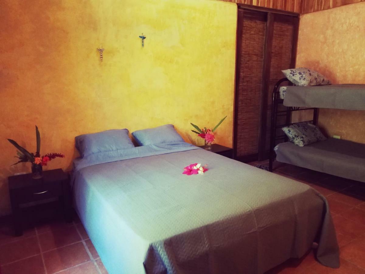 Cabuya  Mundo Goub'Art Bed & Breakfast エクステリア 写真